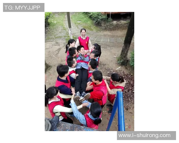 南京攀岩队团队协作引发热议争议背后的信任与默契探讨