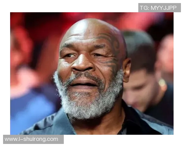 足球明星们的格斗技能揭秘谁才是真正的拳王与球场霸主